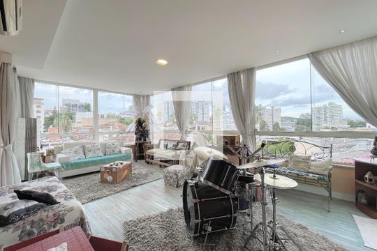 Cobertura de apartamento para alugar com 3 quartos, 300m² em Petrópolis, Porto Alegre