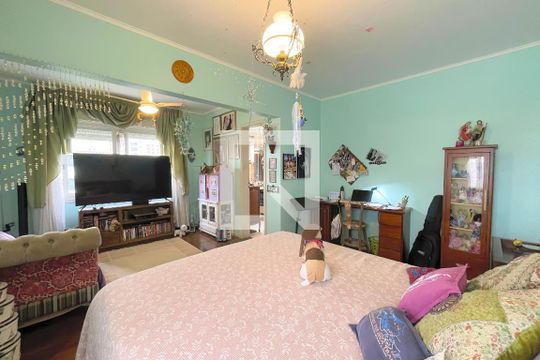 Suíte de apartamento para alugar com 3 quartos, 300m² em Petrópolis, Porto Alegre