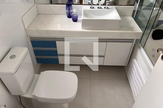 Suíte 01 - Banheiro de apartamento à venda com 3 quartos, 190m² em Perdizes, São Paulo