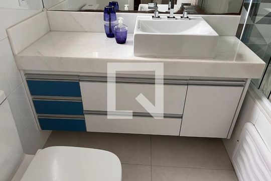 Suíte 01 - Banheiro de apartamento à venda com 3 quartos, 190m² em Perdizes, São Paulo
