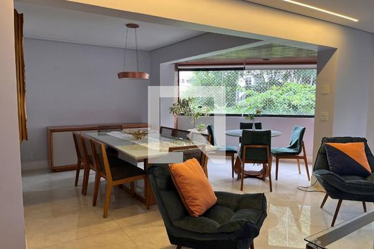 Sala 1 de apartamento à venda com 3 quartos, 190m² em Perdizes, São Paulo