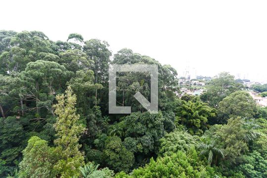 quarto 1 vista de apartamento para alugar com 2 quartos, 42m² em Jardim Maria Duarte, São Paulo