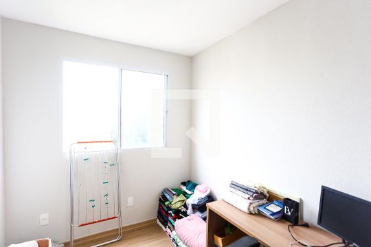 quarto 2 de apartamento para alugar com 2 quartos, 42m² em Jardim Maria Duarte, São Paulo