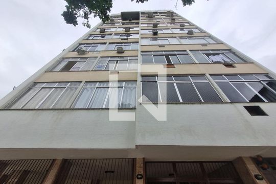 Fachada de apartamento para alugar com 3 quartos, 86m² em Vila Isabel, Rio de Janeiro