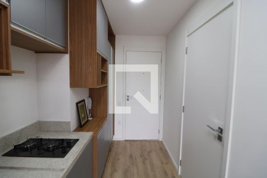 Cozinha de apartamento para alugar com 1 quarto, 26m² em Jardim Independência, São Paulo