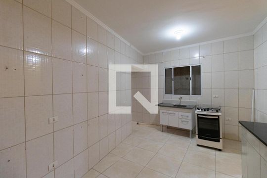 Cozinha de casa para alugar com 2 quartos, 65m² em Vila Ede, São Paulo
