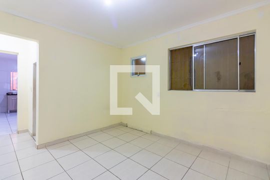 Casa para alugar com 1 quarto, 50m² em Jardim Peri, São Paulo
