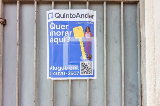 Placa de Anuncio de casa para alugar com 1 quarto, 50m² em Jardim Peri, São Paulo