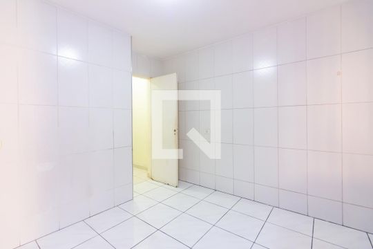 Cozinha de casa para alugar com 1 quarto, 50m² em Jardim Peri, São Paulo