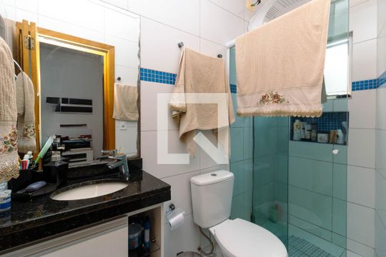 Banheiro da Suíte 1 de casa para alugar com 3 quartos, 220m² em Vila Guilhermina, São Paulo