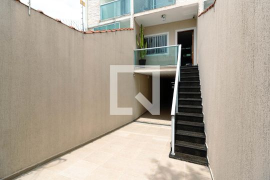 Garagem de casa para alugar com 3 quartos, 220m² em Vila Guilhermina, São Paulo
