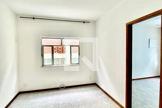 Apartamento para alugar com 2 quartos, 62m² em Maria da Graça, Rio de Janeiro