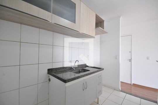 Cozinha de apartamento para alugar com 3 quartos, 63m² em Parque Novo Mundo, São Paulo