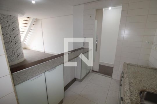 Cozinha de apartamento à venda com 3 quartos, 147m² em Vila Maria Alta, São Paulo