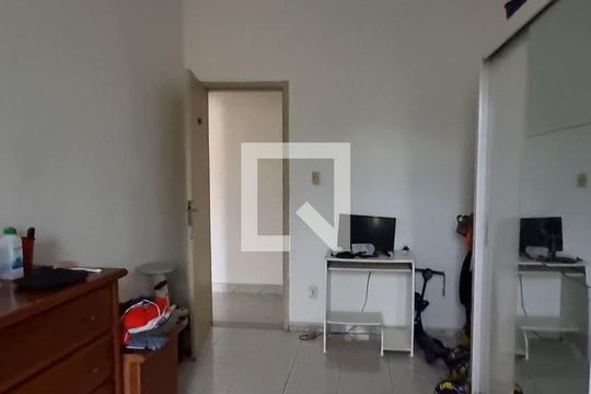Quarto 2 de apartamento para alugar com 2 quartos, 80m² em Vista Alegre, Rio de Janeiro