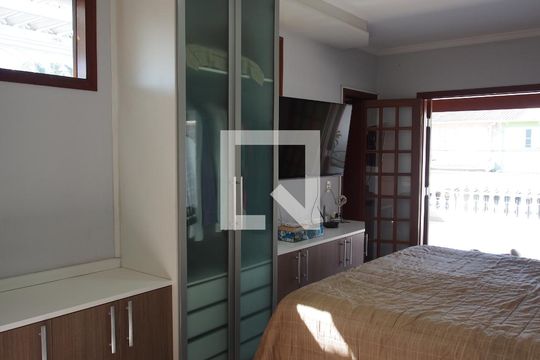 Suíte de casa à venda com 3 quartos, 223m² em Conjunto Residencial Iapi, Jundiaí