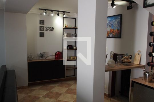 Sala de casa à venda com 3 quartos, 223m² em Conjunto Residencial Iapi, Jundiaí