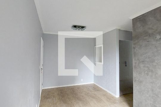 Sala de apartamento para alugar com 2 quartos, 45m² em Vila Arriete, São Paulo