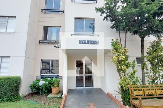 Fachada de apartamento para alugar com 2 quartos, 45m² em Vila Arriete, São Paulo