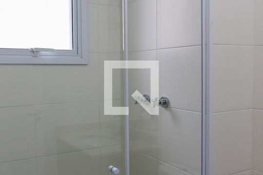 Banheiro de apartamento para alugar com 2 quartos, 67m² em Centro, Osasco