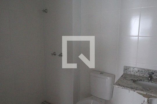 Banheiro de apartamento para alugar com 3 quartos, 83m² em Arrastão, Niterói