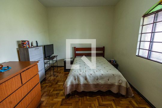 Quarto 1 de casa para alugar com 5 quartos, 437m² em Parque São Pedro (venda Nova), Belo Horizonte