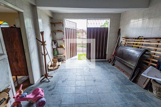 Vaga de garagem de casa para alugar com 5 quartos, 437m² em Parque São Pedro (venda Nova), Belo Horizonte