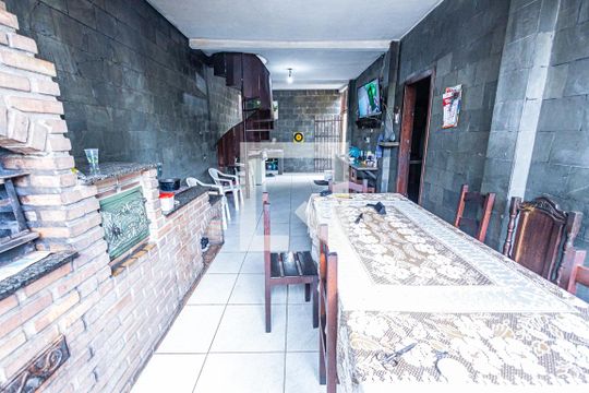 Área de serviço e churrasqueira de casa para alugar com 5 quartos, 437m² em Parque São Pedro (venda Nova), Belo Horizonte