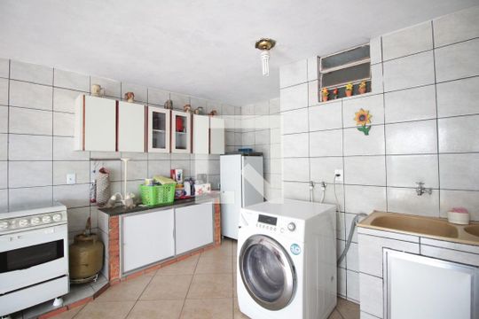 Area de Serviço de casa à venda com 5 quartos, 332m² em Planalto, Belo Horizonte