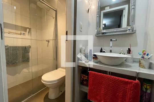 Banheiro da Suíte de casa à venda com 4 quartos, 160m² em Jardim Paulista, São Paulo
