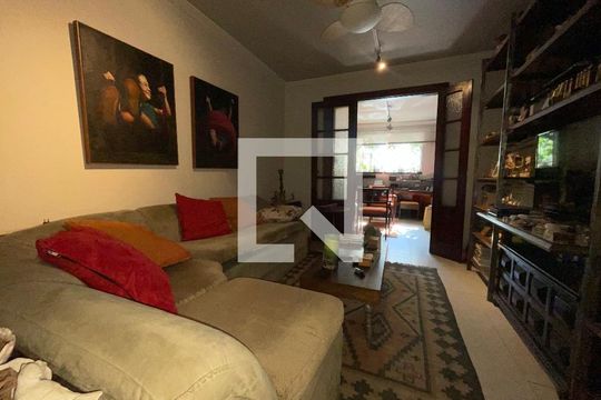Sala de casa à venda com 4 quartos, 160m² em Jardim Paulista, São Paulo
