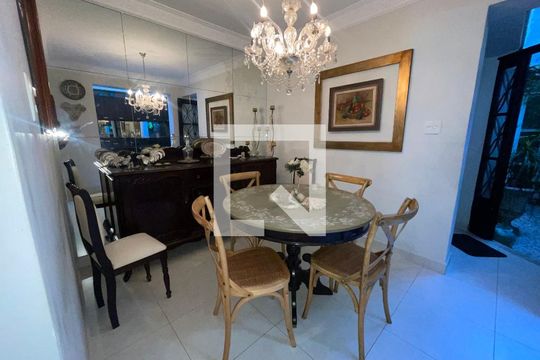 Cozinha de casa à venda com 4 quartos, 160m² em Jardim Paulista, São Paulo