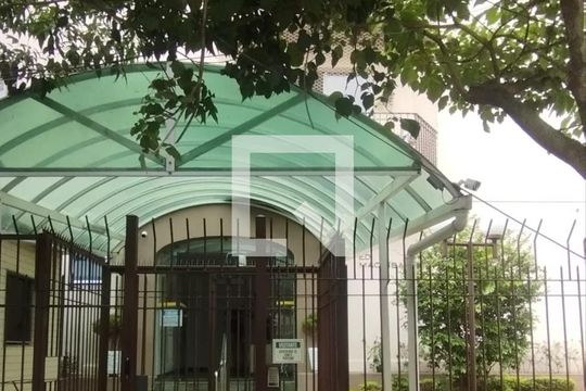 Fachada de apartamento para alugar com 2 quartos, 54m² em Parque Imperial, São Paulo