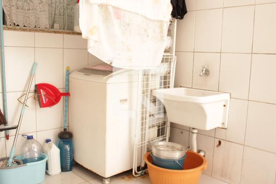 Área de Serviço de casa de condomínio à venda com 3 quartos, 160m² em Vila Bertioga, São Paulo
