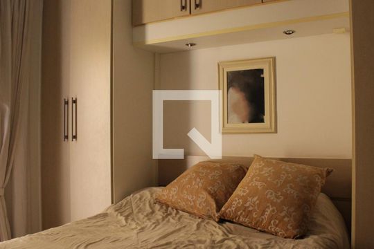 Quarto Suíte de casa de condomínio à venda com 3 quartos, 160m² em Vila Bertioga, São Paulo