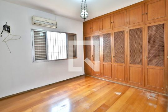 Quarto 1 de casa à venda com 4 quartos, 293m² em Água Rasa, São Paulo