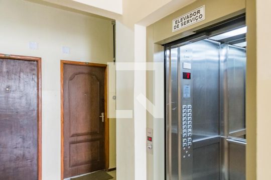 elevador de kitnet/studio para alugar com 1 quarto, 36m² em Centro, Belo Horizonte