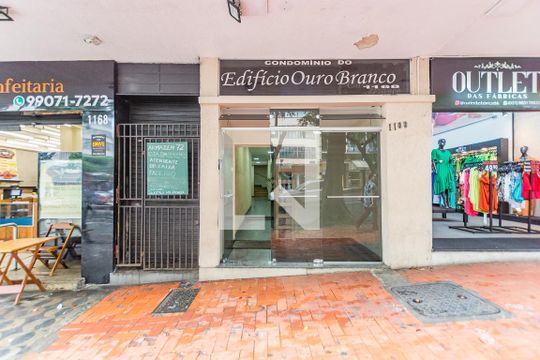 Fachada de kitnet/studio para alugar com 1 quarto, 36m² em Centro, Belo Horizonte
