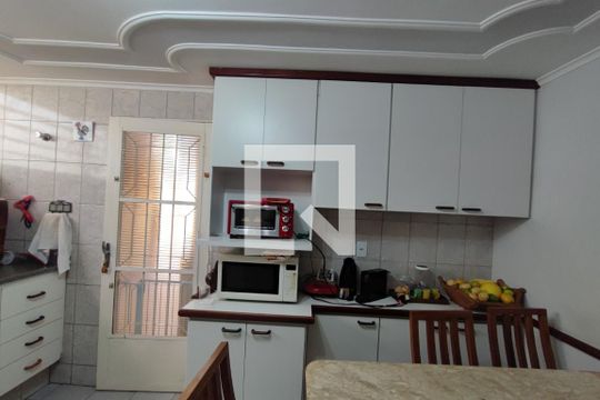 Cozinha de casa para alugar com 4 quartos, 234m² em Jardim Paraíso, Campinas