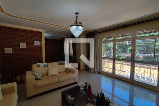 Sala de Estar de casa para alugar com 4 quartos, 234m² em Jardim Paraíso, Campinas