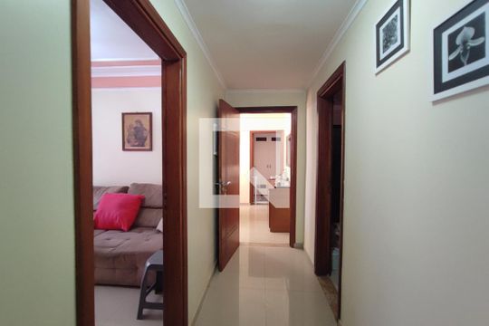 Corredor Quartos de casa para alugar com 4 quartos, 234m² em Jardim Paraíso, Campinas