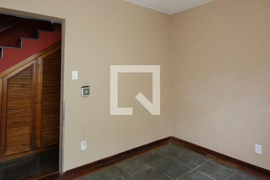 Quarto 1 de casa de condomínio para alugar com 4 quartos, 340m² em Recreio dos Bandeirantes, Rio de Janeiro