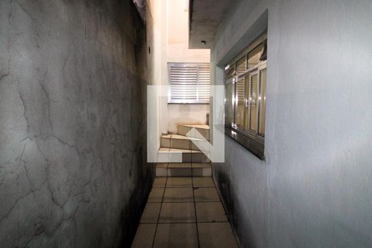 Corredor de casa à venda com 5 quartos, 180m² em Vila Medeiros, São Paulo