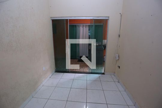 Sala de casa para alugar com 2 quartos, 68m² em Ceilândia Norte (ceilândia), Brasília