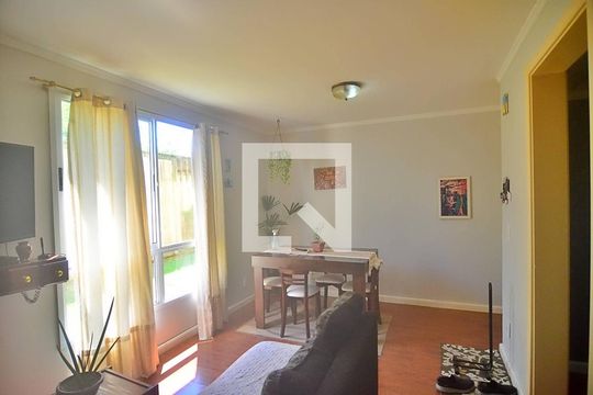 Sala de apartamento à venda com 2 quartos, 49m² em Mato Grande, Canoas