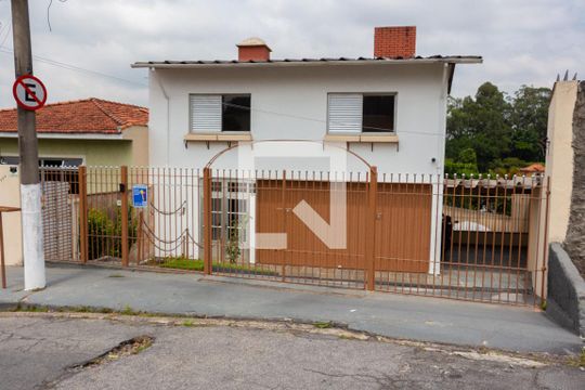 Fachada de casa à venda com 4 quartos, 228m² em Rolinópolis, São Paulo