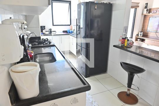 Cozinha de apartamento para alugar com 2 quartos, 120m² em Ocian, Praia Grande