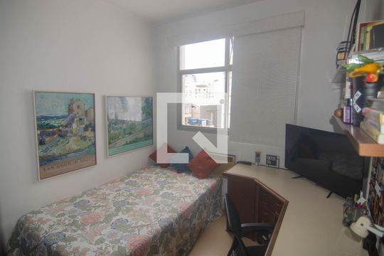 Quarto de apartamento à venda com 3 quartos, 216m² em Leblon, Rio de Janeiro