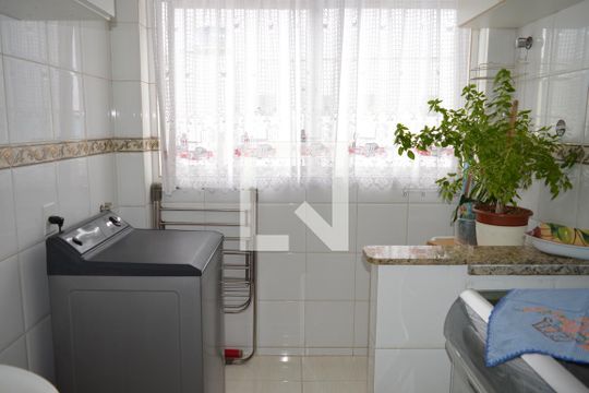 Área de Serviço de apartamento para alugar com 3 quartos, 80m² em Parque Recreio, Contagem