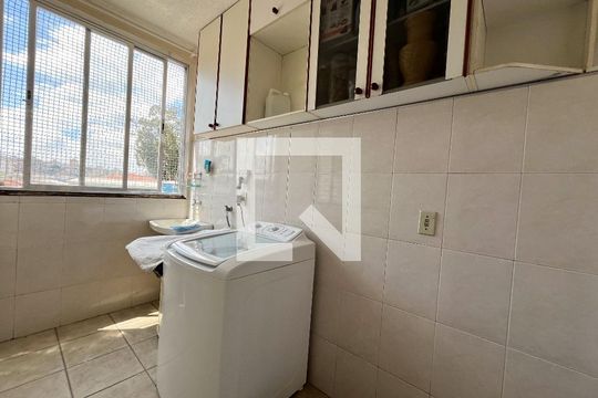 Área de Serviço de casa para alugar com 3 quartos, 200m² em Vila Paulista, São Paulo